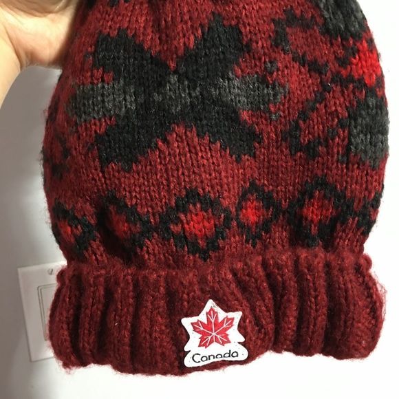 Canada Red Black Pom Pom Beanie One Size Wool Blend - Picture 8 of 12